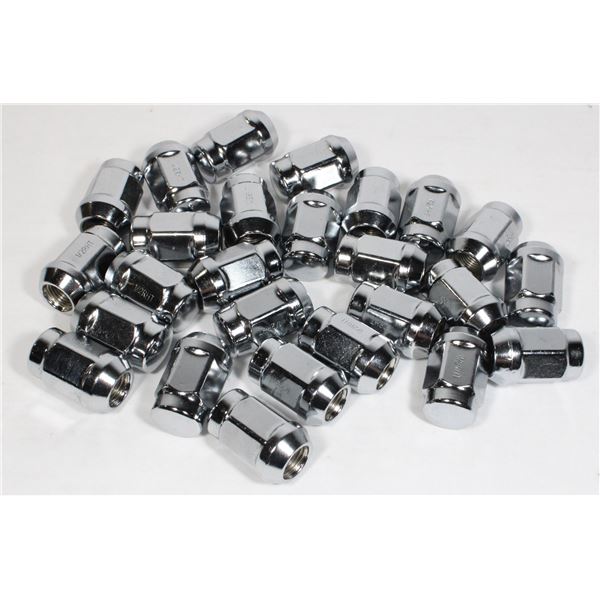 LOT OF 25 NEW LUG NUTS MODEL NUMBER 91188HT