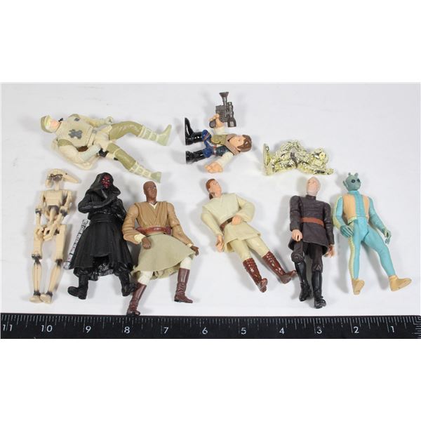 BUNDLE OF STAR WARS FIGURES INCLUDING