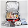 Image 1 : THERMOS LUNCH BAG FULL OF PLAYING CARDS