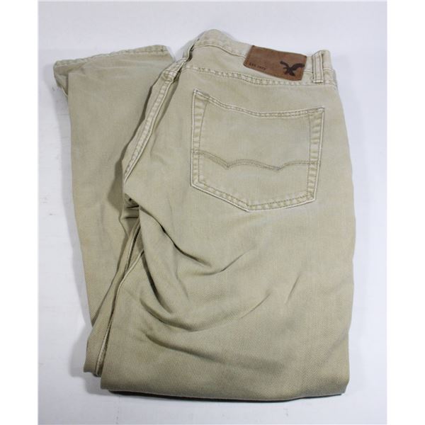 AMERICAN EAGLE OUTFITTERS SIZE 30 X 30 PANTS