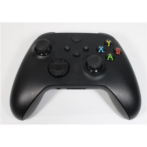 XBOX WIRELESS CONTROLLER