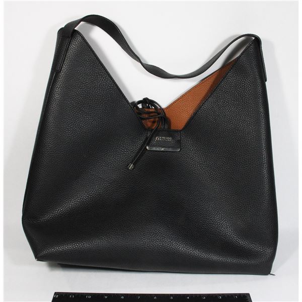 VINTAGE GUESS HANDBAG