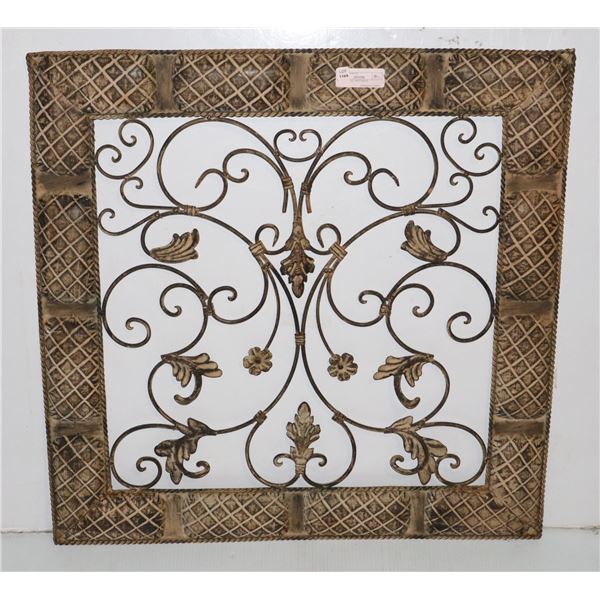 METAL WALL ART PIECE