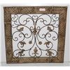 Image 1 : METAL WALL ART PIECE