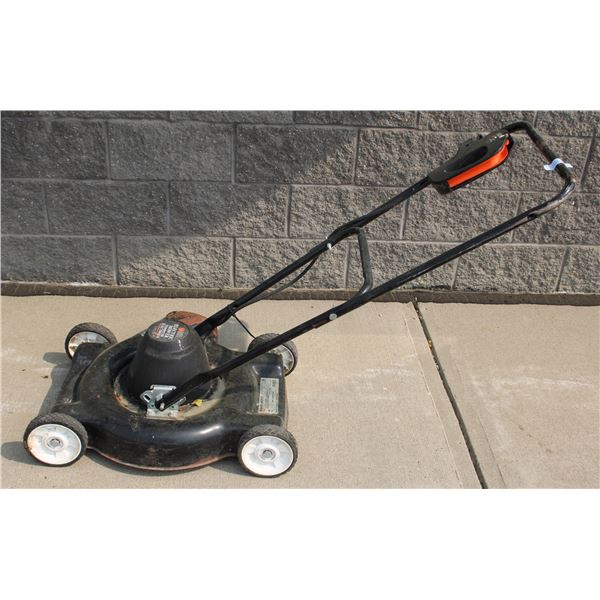 BLACK & DECKER ELECTRIC LAWNMOWER