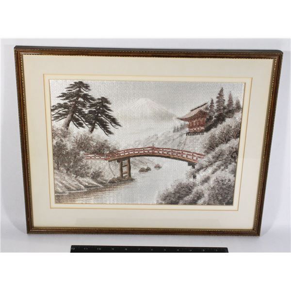 VINTAGE FRAMED PIECE OF SILK EMBROIDERY ART