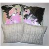 Image 1 : LOT OF 4 GOOD CONDITION THROW