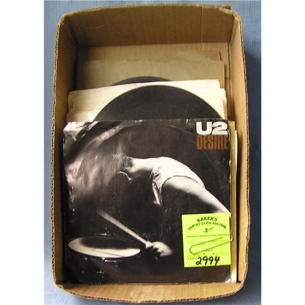 Mixed group of vintage 45 RPM records