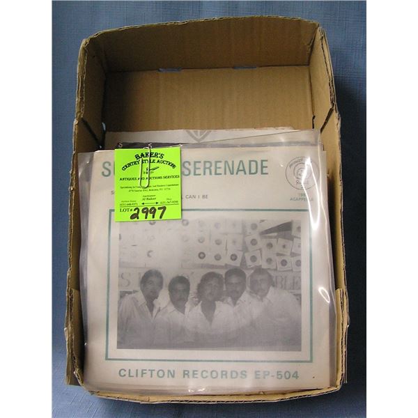 Mixed group of vintage 45 RPM records