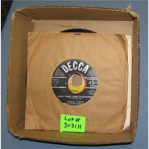 Mixed group of vintage 45 RPM records