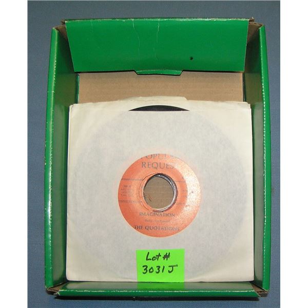 Mixed group of vintage 45 RPM records