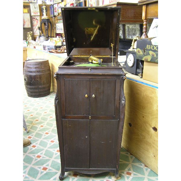 Antique RCA victor phonograph with gold trim