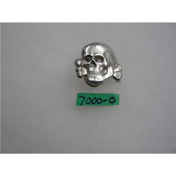 German SS skull badge silver colored WWII style