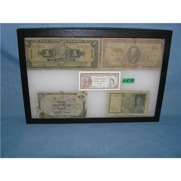 Collection of world currency
