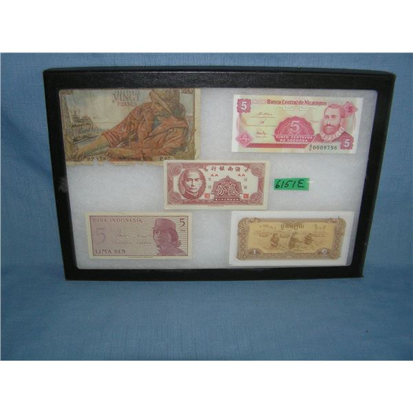 Collection of world currency