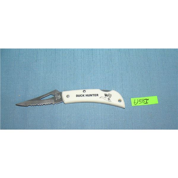 Duck hunter pocket knife