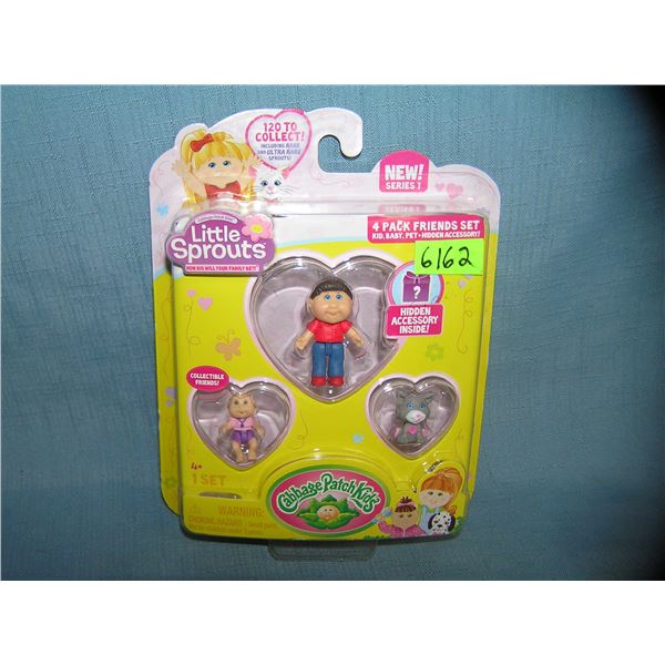 Little sprouts mini figures play set mint in package