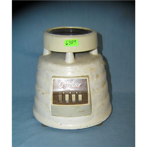 Vintage Oster blender with base unit