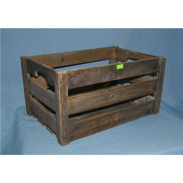 Antique style display or carry all crate