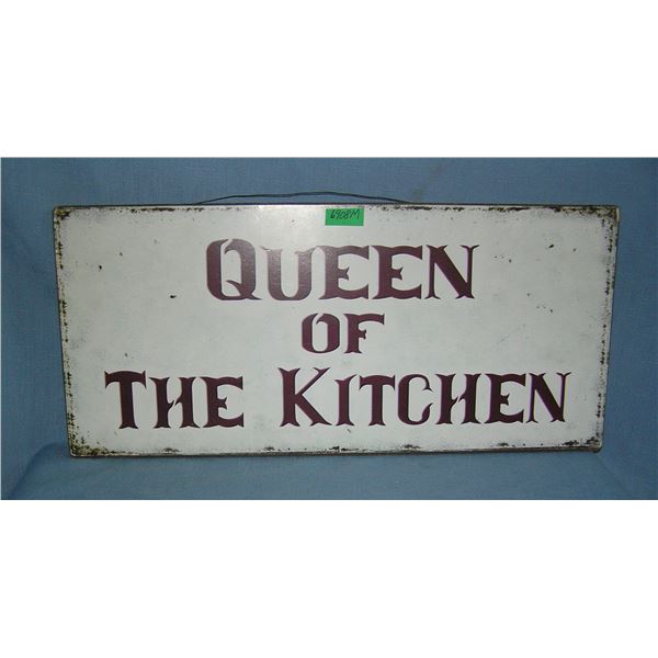 Queen of the kitchen decoration wall art sign