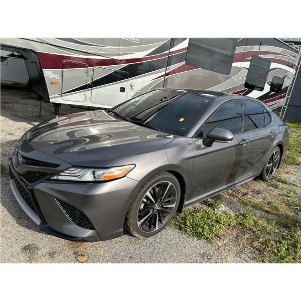 2020 Toyota Camry SXE Sedan, Gunite/Red Lthr, Auto, A/C, Stereo/Media, PW, PL
