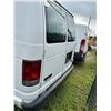 Image 7 : 2004 Ford E250  6-Dr. LWB Cargo Van, Wht/Grey Vinyl Buckets, Rbr. Floor, Auto, A/C,