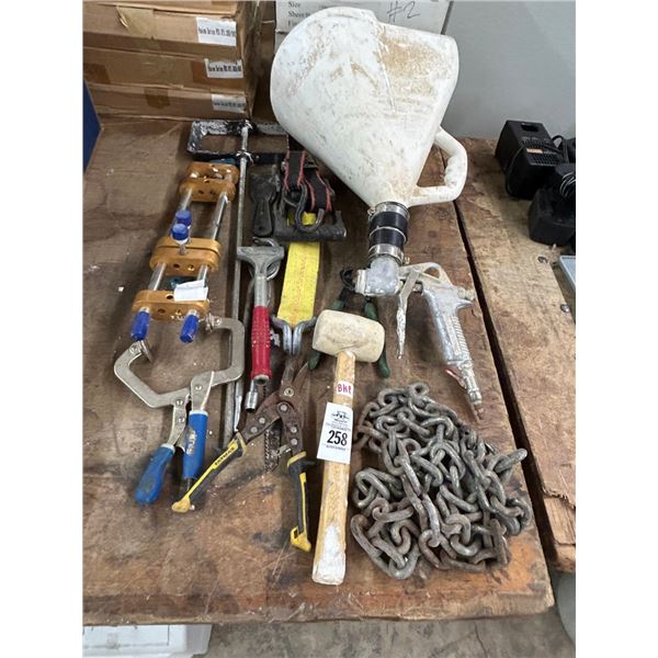 Shears, Vise Clamp, Texture Hopper, Chain, Mixture