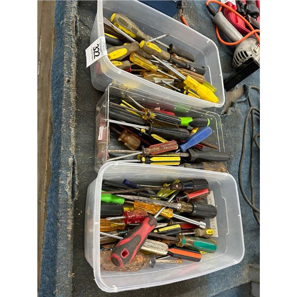 Bins 3 w/Asst. Screwdrivers