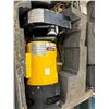 Image 2 : Beam Machine Self Leveling Base w/Case