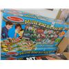 Image 1 : 4-Melissa/Doug Deluxe Road Playset - 4 X $