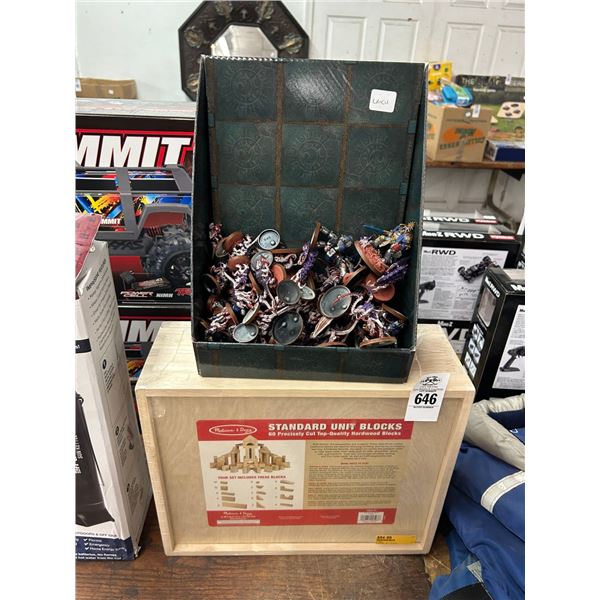 Melissa/Doug Hardwood Block Set, Figurines