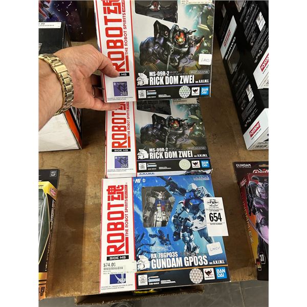 3-Robot Animal Figurine - 3 X $