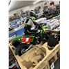 Image 4 : 2 Green/Red RC Motorcycles - 2 X $