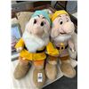 Image 1 : Bashfull/Sneezy 30" Plush Toys - 2