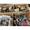 Image 3 : Boxes 6 w/Asst. Game Accessories