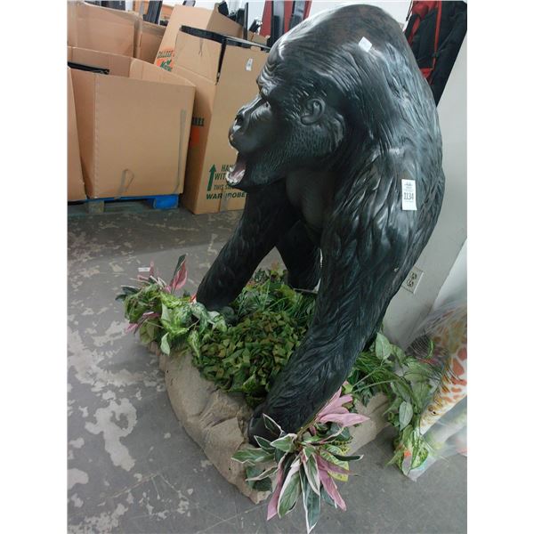 Shlike Approx. 5' Gorilla Advertising Figurine
