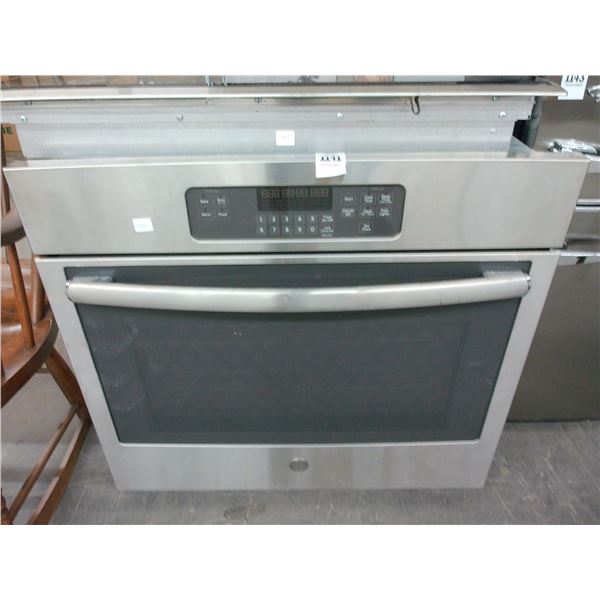 GE SS Cabinet Mount Oven w/Wolf Electric Oven and Wolf Flat Range