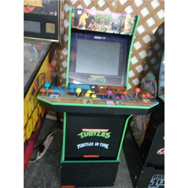 Teenage Mutant Ninja Turtles Upright Arcade Game