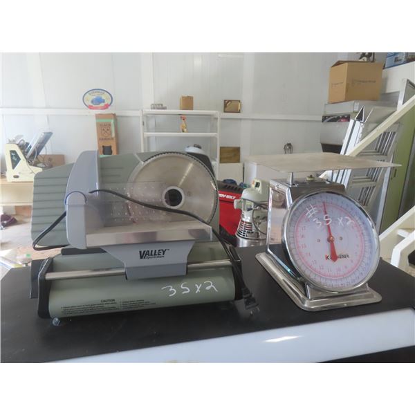Kitchen 44 Pound Scale and Valley Sportsman Power Slicer