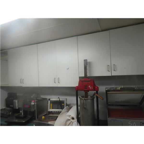 Cabinets Uppers 115''Wx30''Hx12''D Countertops