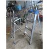 Image 1 : Aluminum 4FT Step Ladder and Stepper with Paint Tray