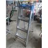Image 2 : Aluminum 4FT Step Ladder and Stepper with Paint Tray