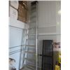 Image 2 : Aluminum 12FT Step Ladder
