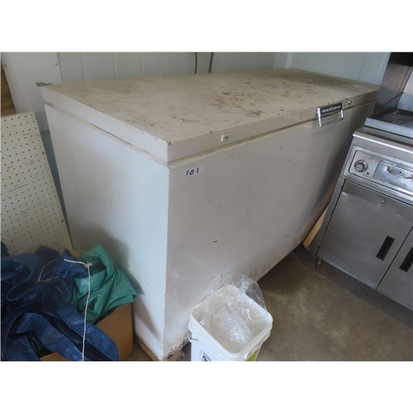 GE Chest Deep Freeze 37x28x71