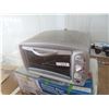 Image 1 : Sylvania SS Convection Toaster Oven