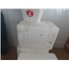 Image 3 : 6 Stroyfoam Coolers
