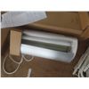 Image 2 : New 2 Fly Lights - To Catch Flies