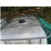 Image 3 : 200 Gallon Water Tank with Metal Frame
