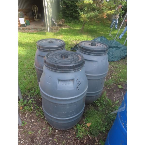 3 Poly Barrels 