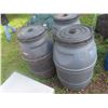 Image 2 : 3 Poly Barrels 